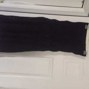 A  BILLABONG  Maxi crochet Black skirt .